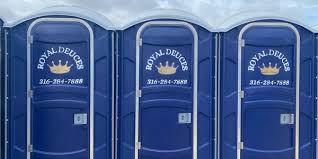Best Portable Restroom Servicing (Cleaning and Restocking)  in Glen Rose, TX